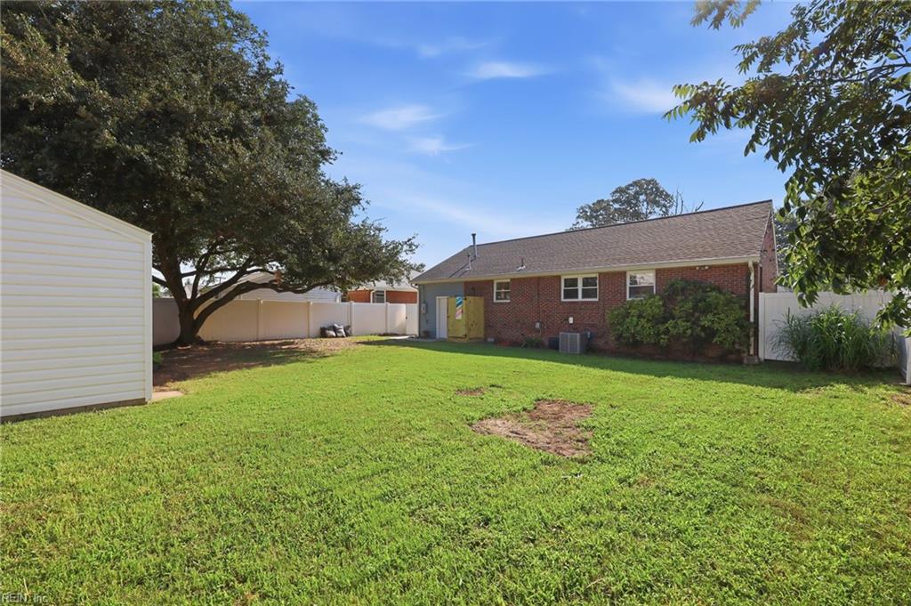 9525 Willow Ter Property Photo 45