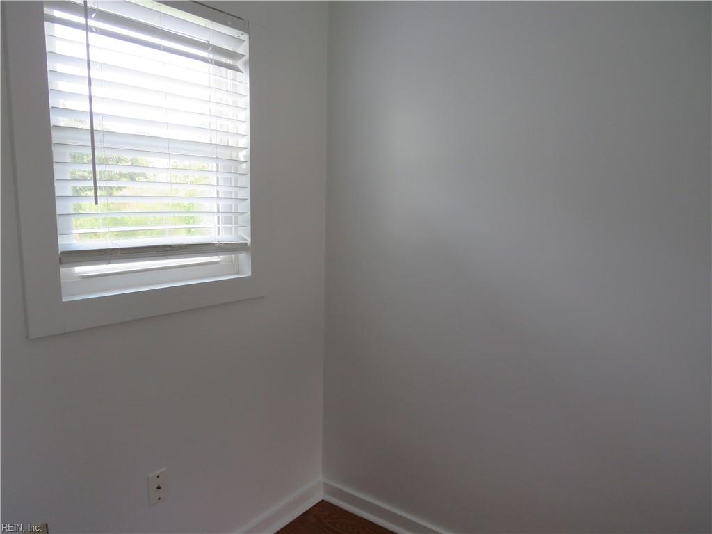 6665 Hudson Ave Property Photo 4