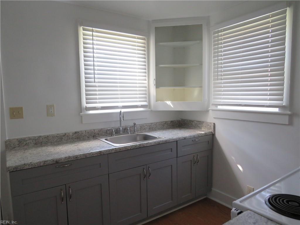 6665 Hudson Ave Property Photo 17