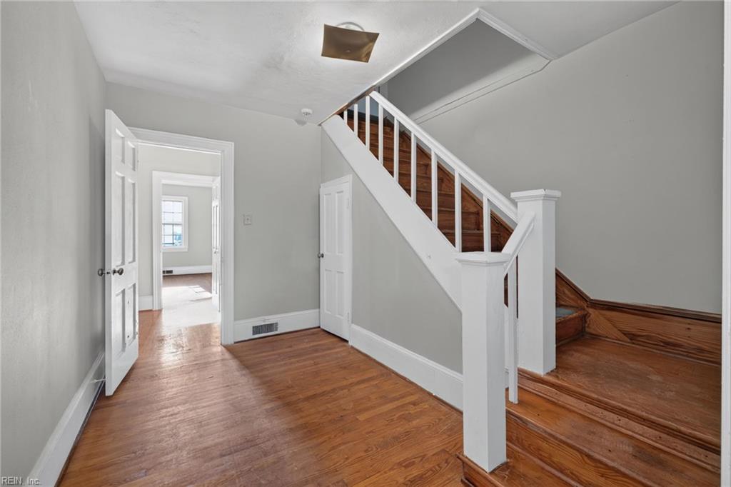 113 Halifax St Property Photo 5