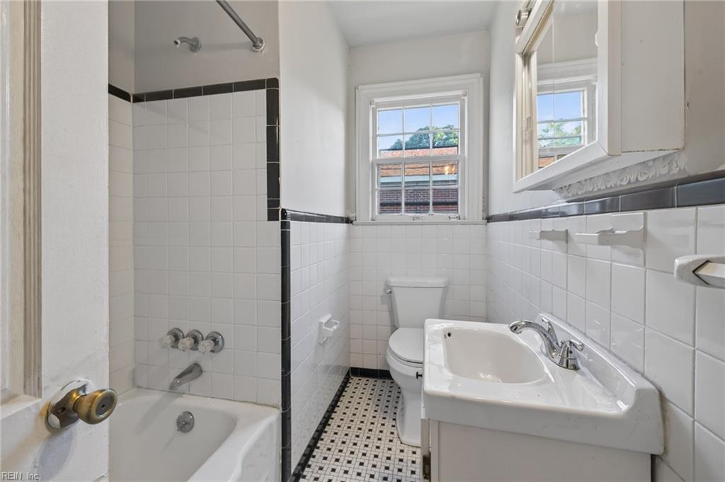113 Halifax St Property Photo 15