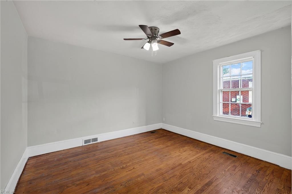 113 Halifax St Property Photo 16
