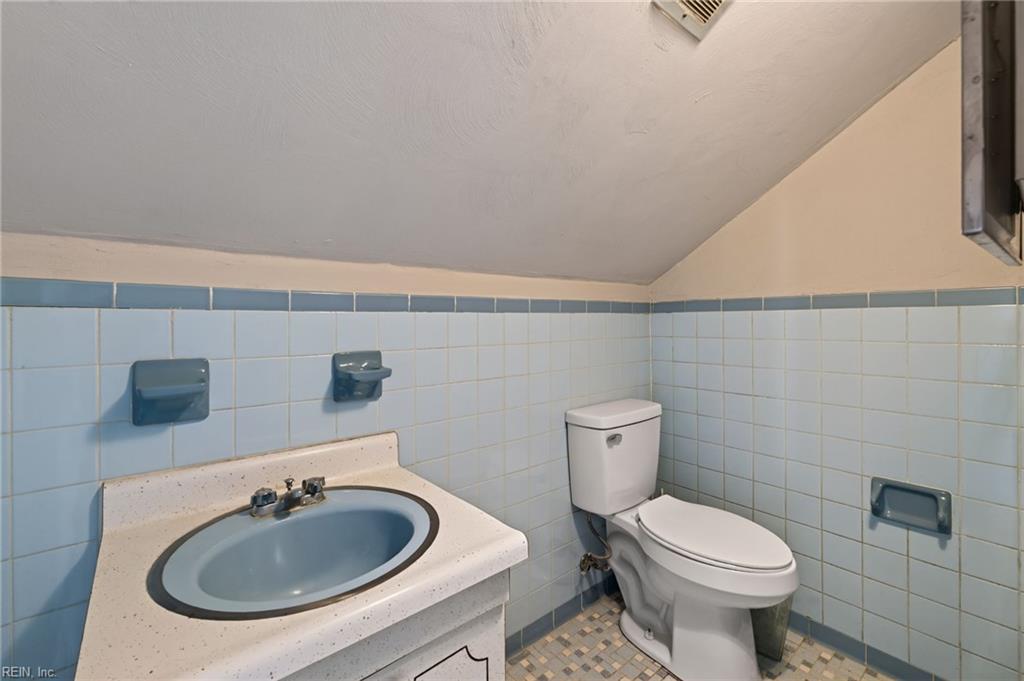 113 Halifax St Property Photo 27