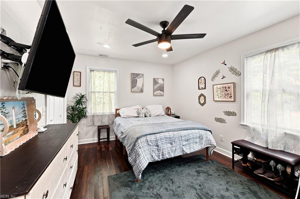3852 Stumpy Lake Ln Property Photo 8