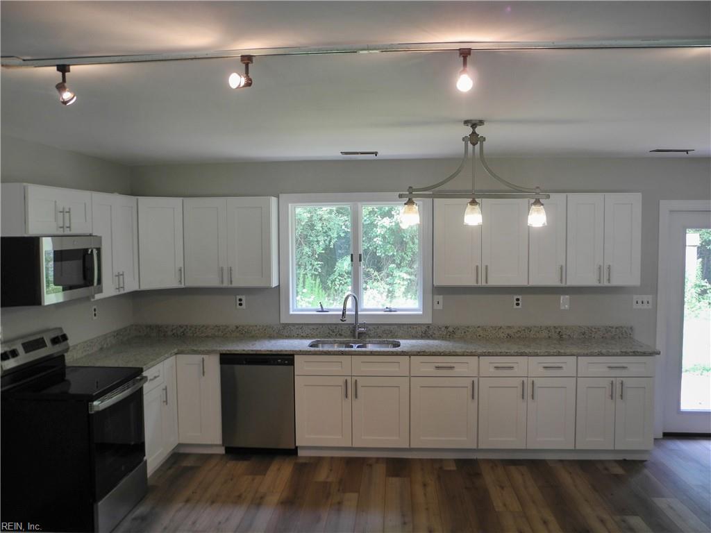 4476 Noahs Ln Property Photo 10