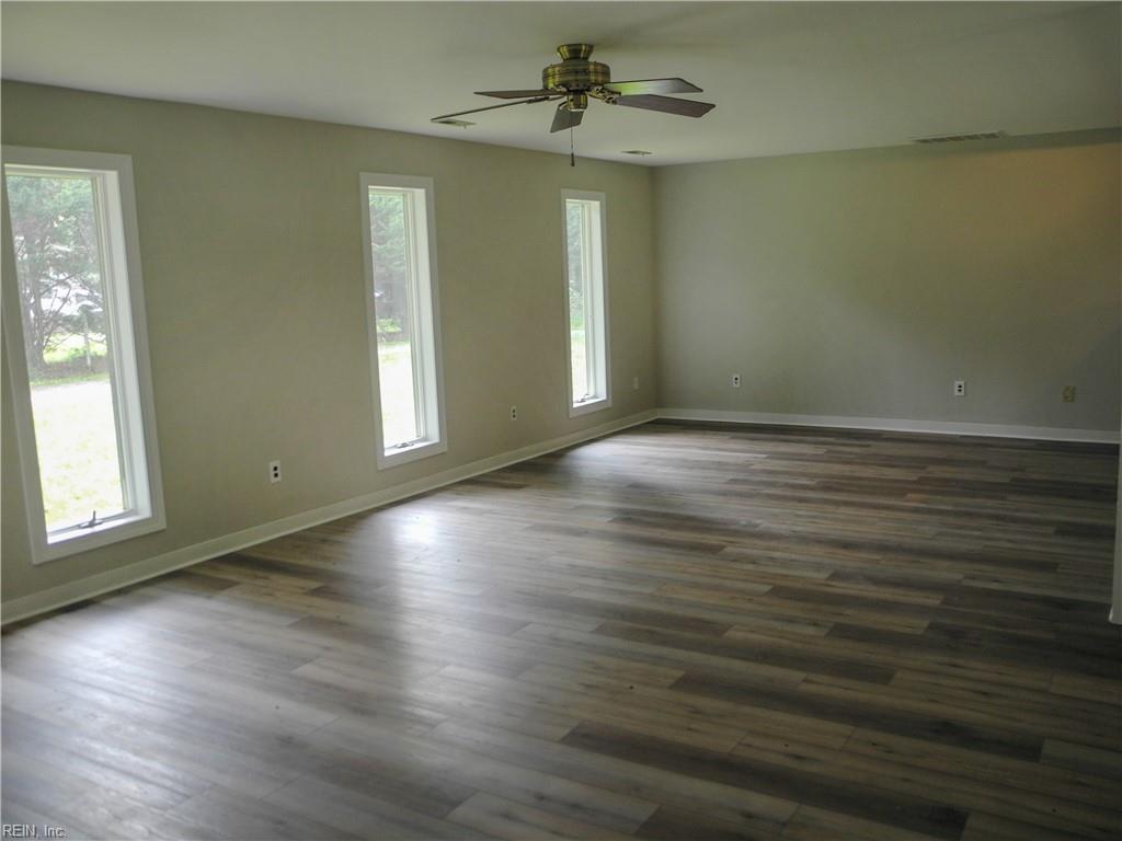 4476 Noahs Ln Property Photo 12