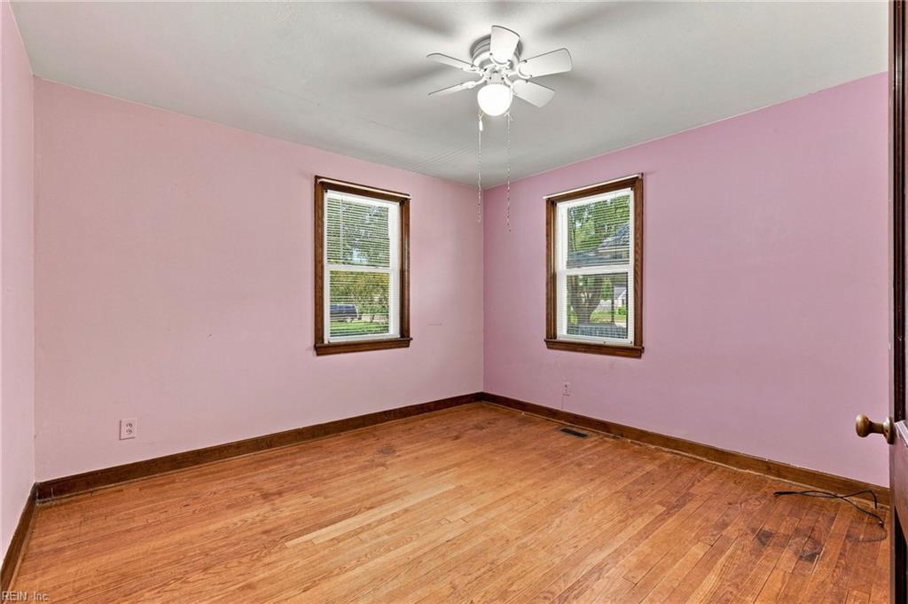 4885 Kennebeck Ave Property Photo 15