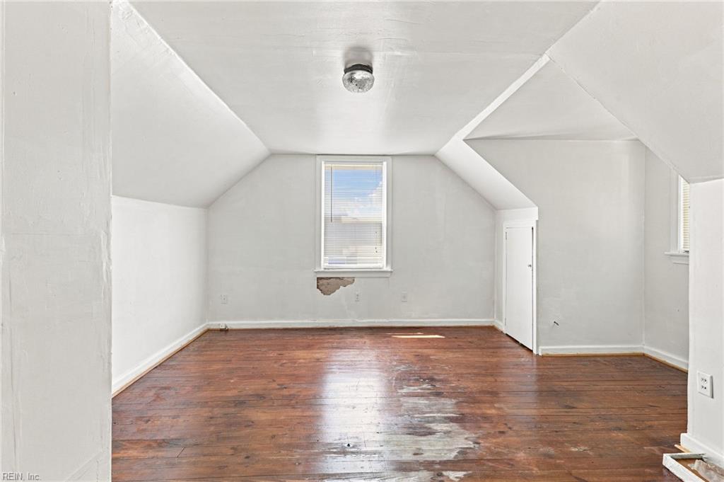 4885 Kennebeck Ave Property Photo 18