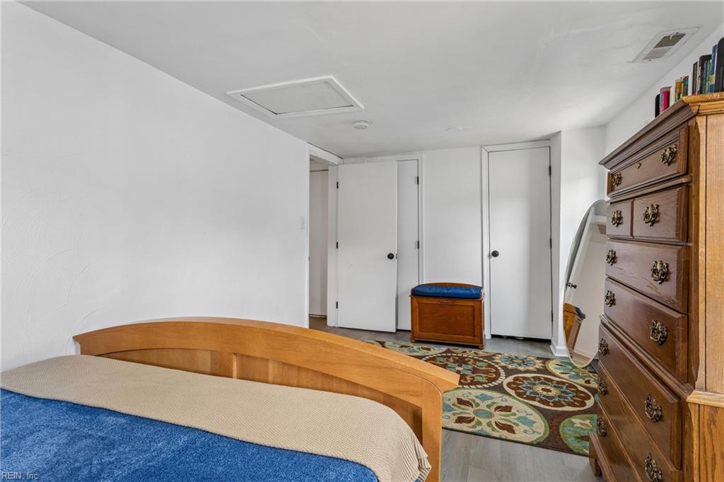 7430 Hughart St Property Photo 21