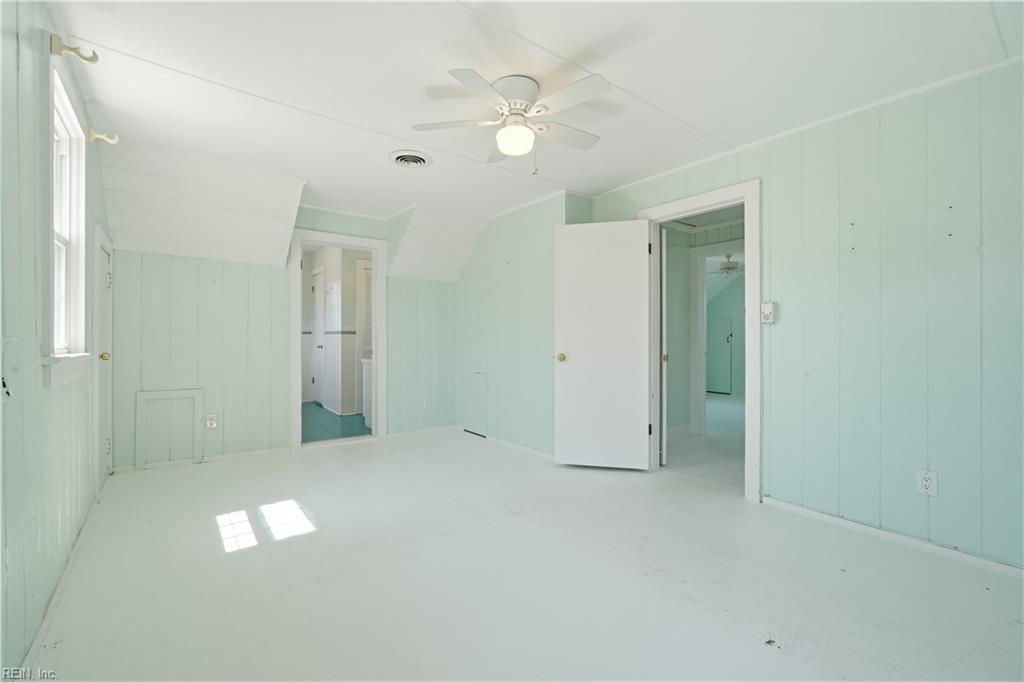 111 60th St Property Photo 25
