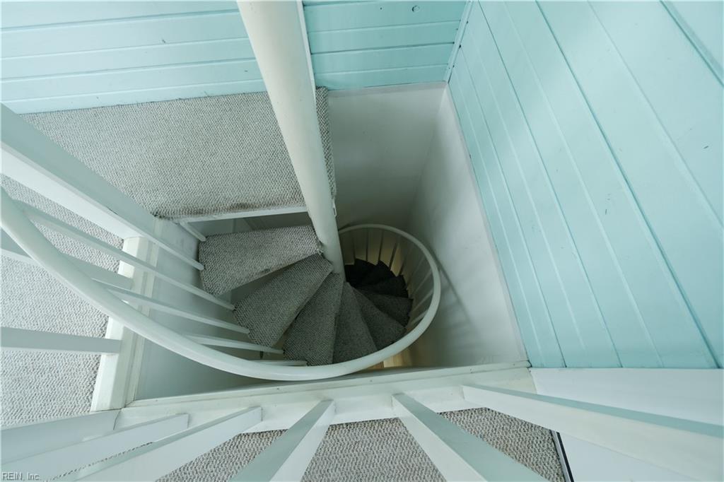 111 60th St Property Photo 32
