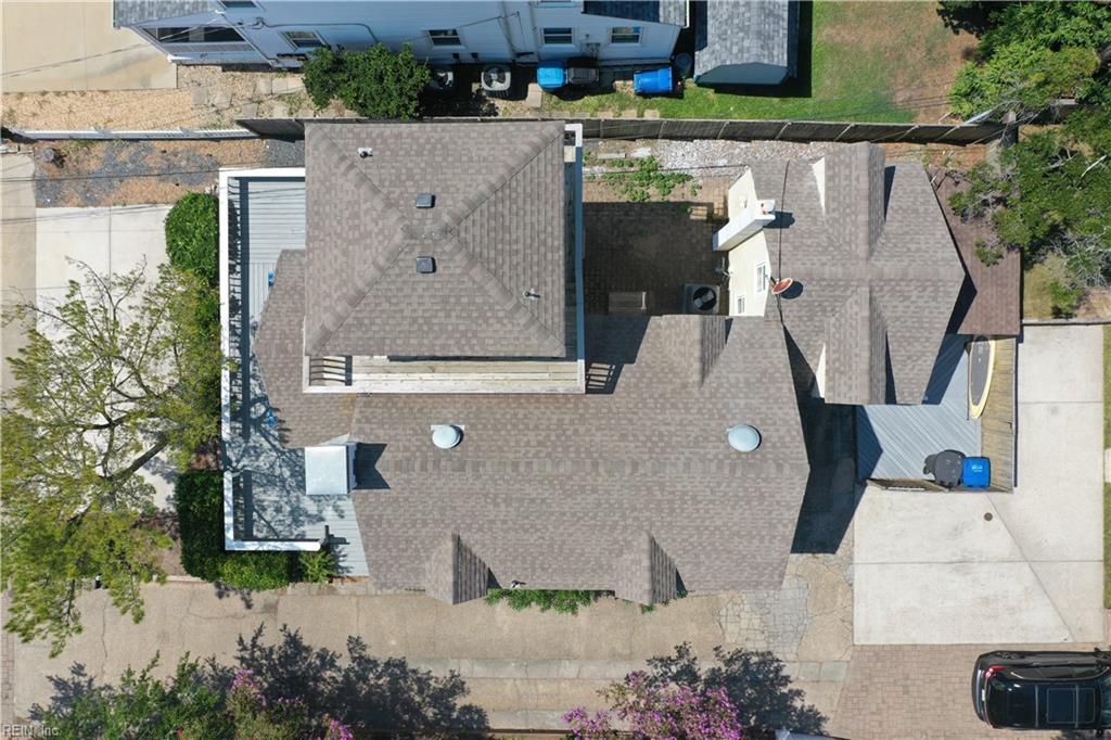111 60th St Property Photo 46