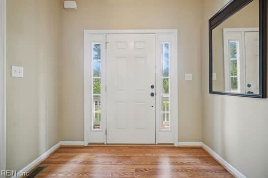 8484 Patrick Henry Way Property Photo 4
