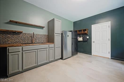 8484 Patrick Henry Way Property Photo 18