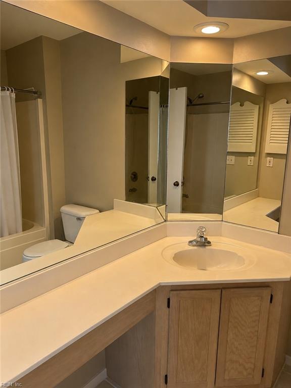 4988 Adelia Drive Dr Property Photo 15