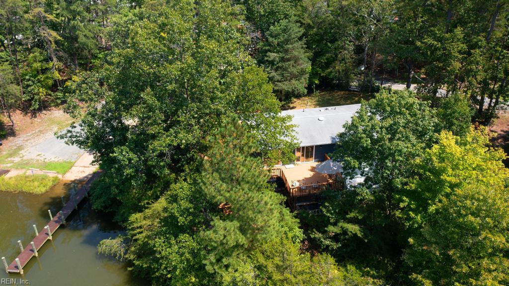 1383 Belmont Dr Property Photo 2