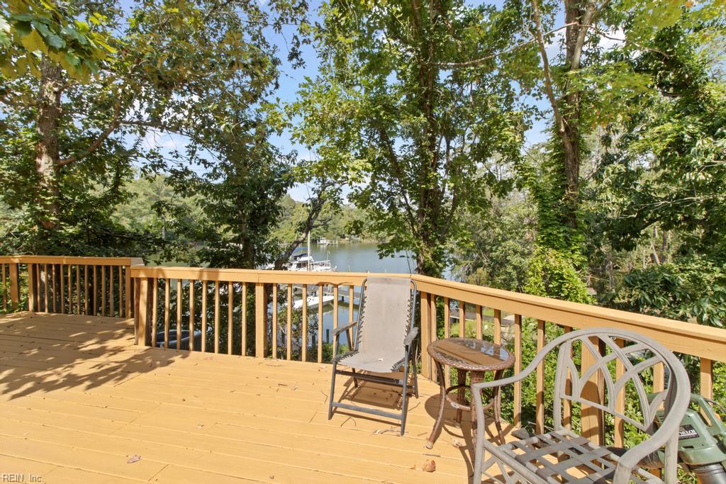1383 Belmont Dr Property Photo 8