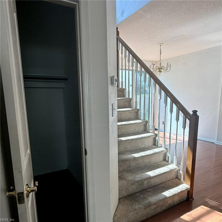930 Ivystone Way Property Photo 7