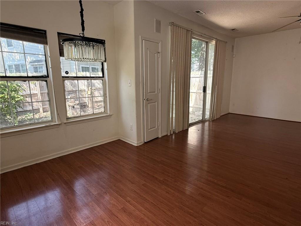 930 Ivystone Way Property Photo 15