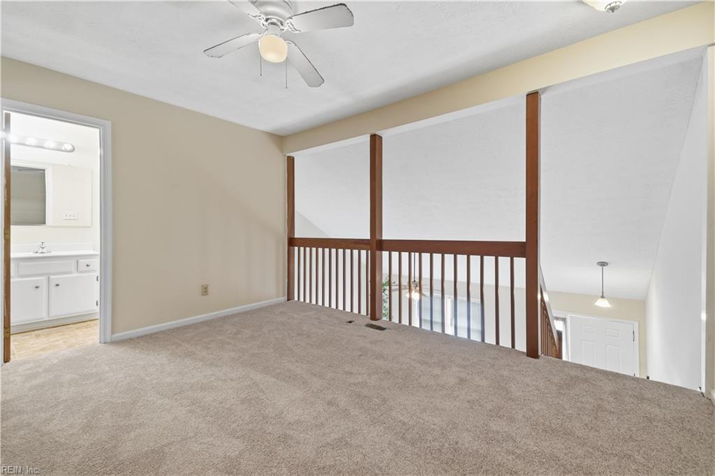 106 Briarwood Pl Property Photo 24
