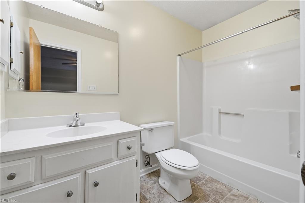 106 Briarwood Pl Property Photo 25