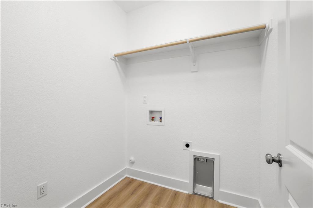 120 Colington Cir Property Photo 33