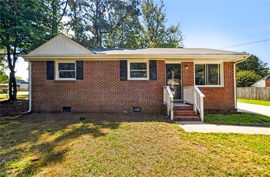 613 Yorkshire Rd Property Photo 3