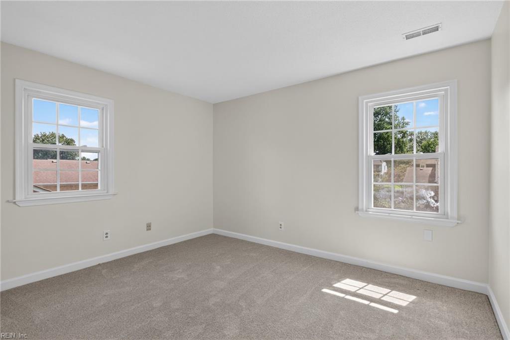 5229 Stratford Chase Dr Property Photo 32
