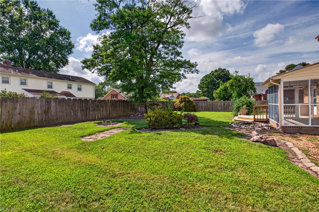5229 Stratford Chase Dr Property Photo 47