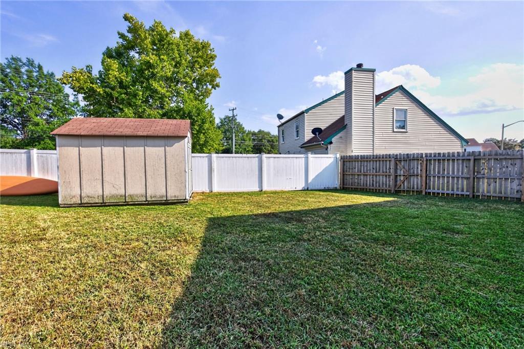 1120 Balch Pl Property Photo 22