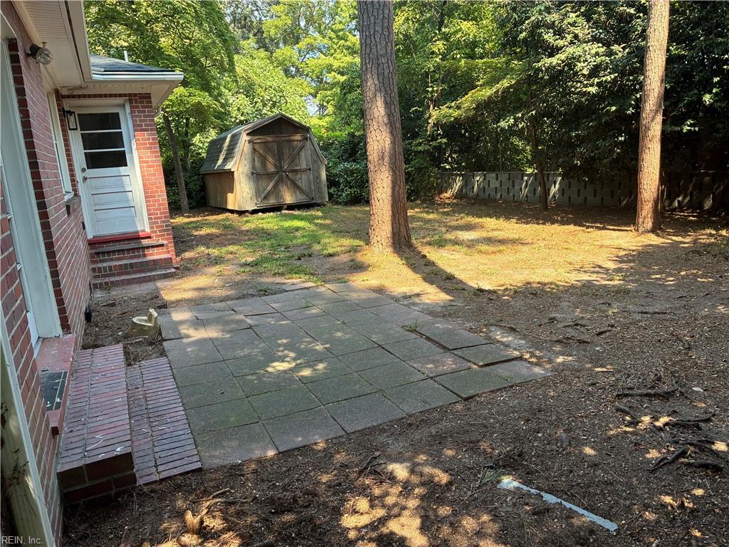 8548 Lawson Ave Property Photo 13