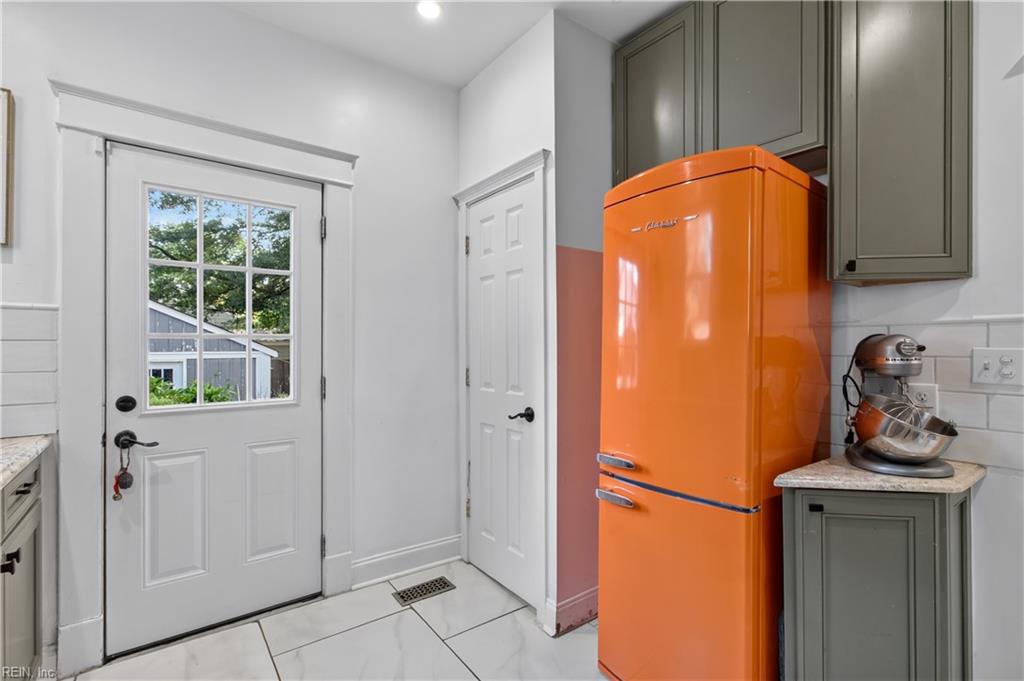 711 Pennsylvania Ave Property Photo 14