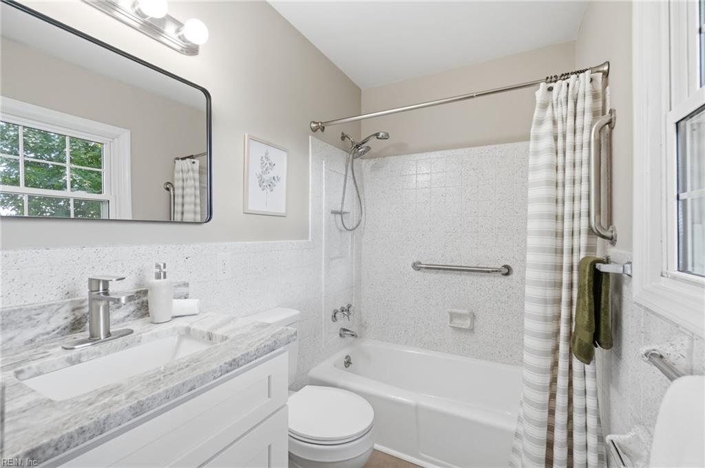 405 Villanova Ave Property Photo 24