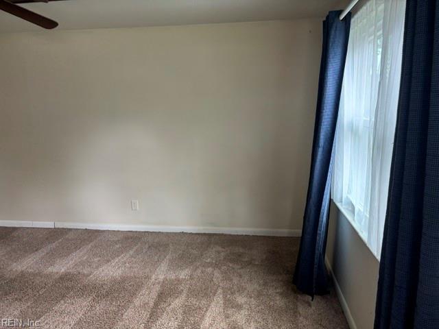 2940 Delaware Xing Property Photo 5