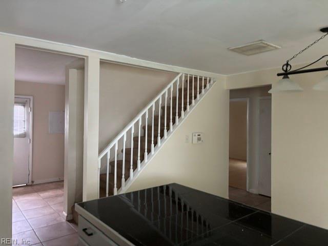 2940 Delaware Xing Property Photo 6