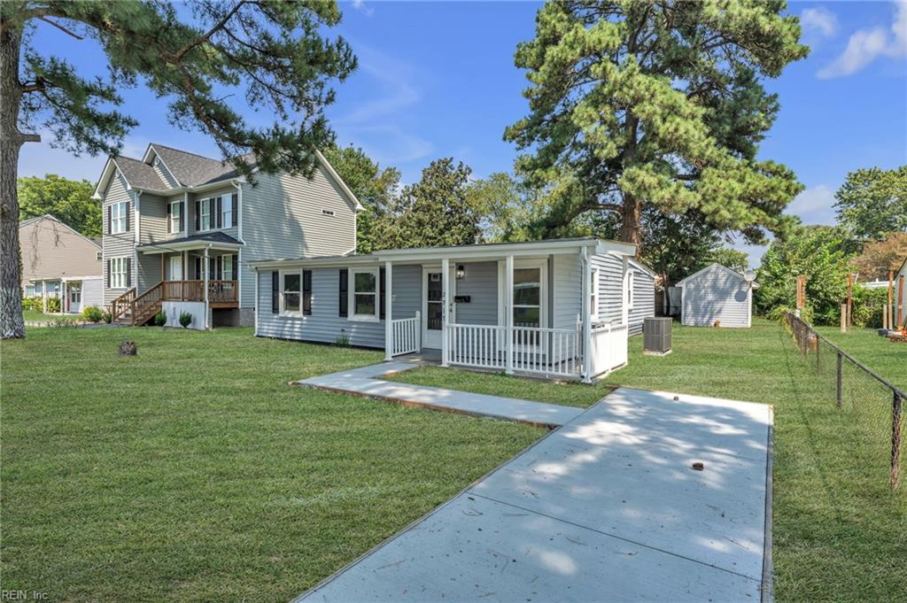 2917 Berkley Ave Property Photo 4