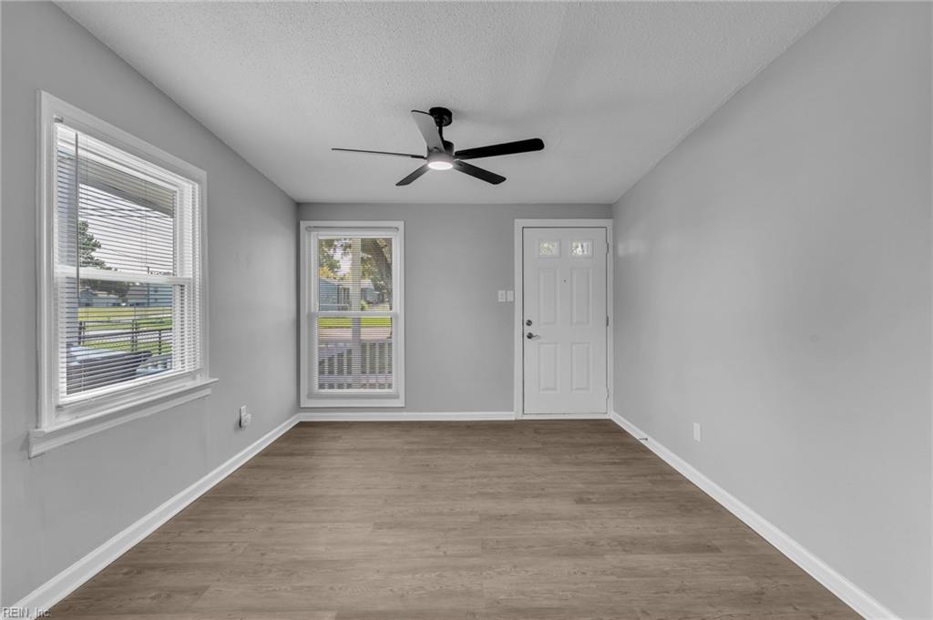 2917 Berkley Ave Property Photo 9