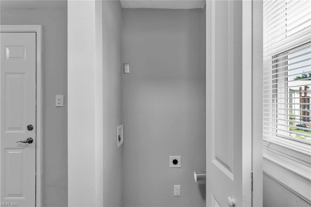 2917 Berkley Ave Property Photo 16