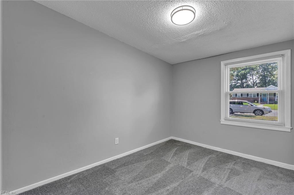 2917 Berkley Ave Property Photo 22