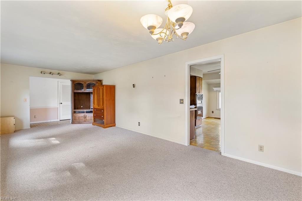 2916 Mintwood Dr Property Photo 8