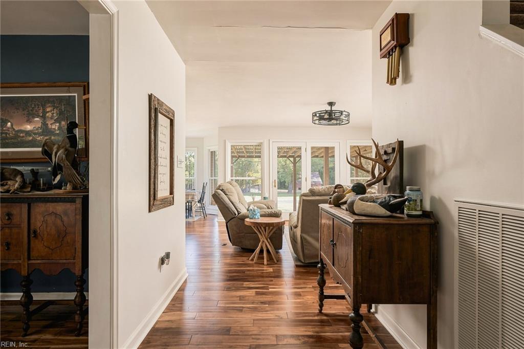 10092 Holly Forks Rd Property Photo 27
