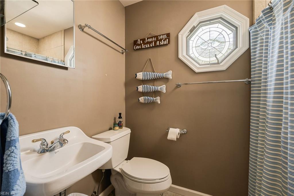 10092 Holly Forks Rd Property Photo 42