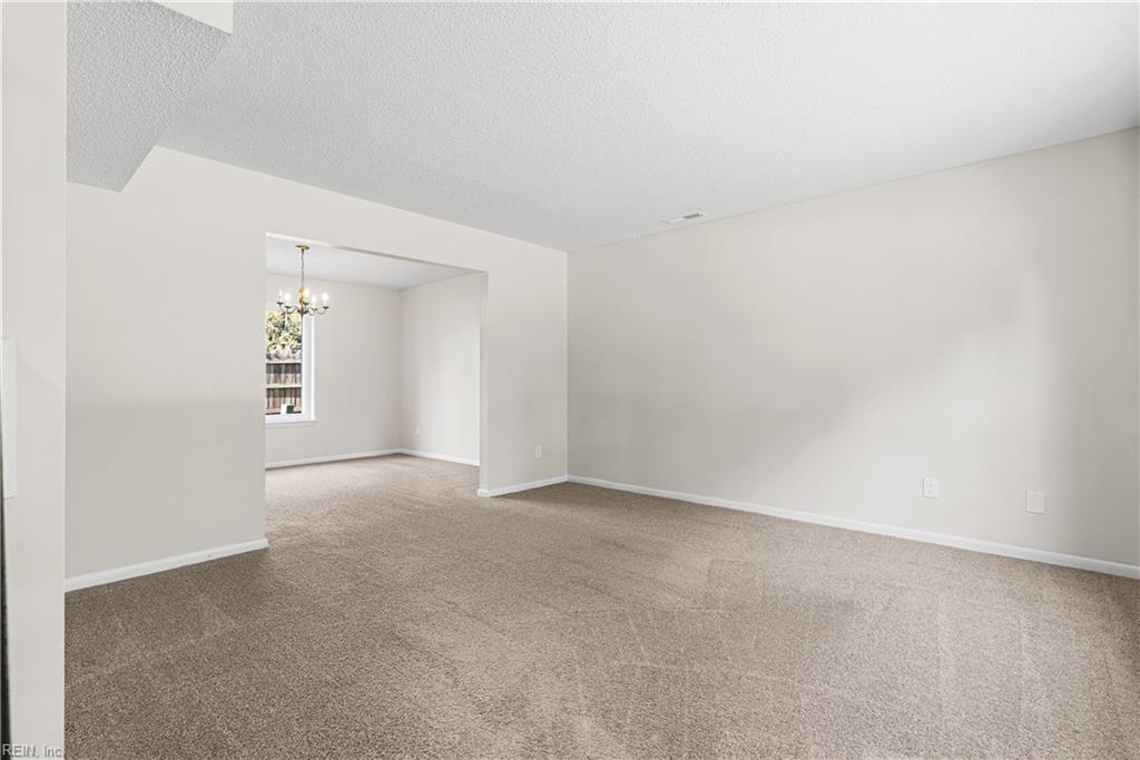 1797 Olympic Dr Property Photo 10