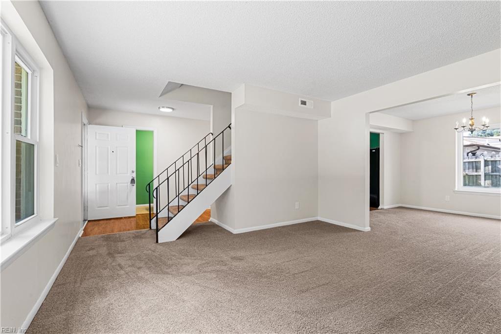 1797 Olympic Dr Property Photo 12