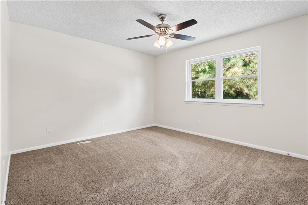 1797 Olympic Dr Property Photo 24