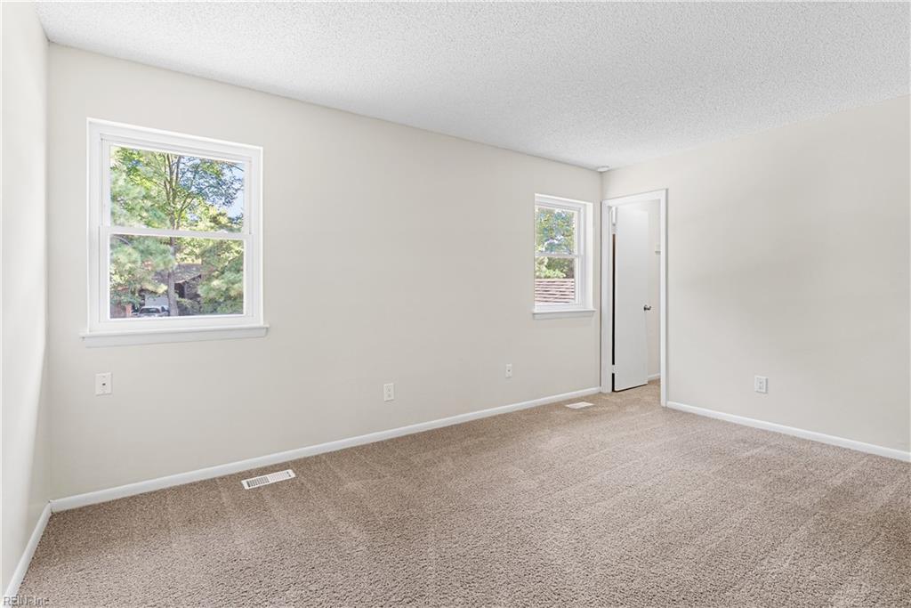 1797 Olympic Dr Property Photo 26