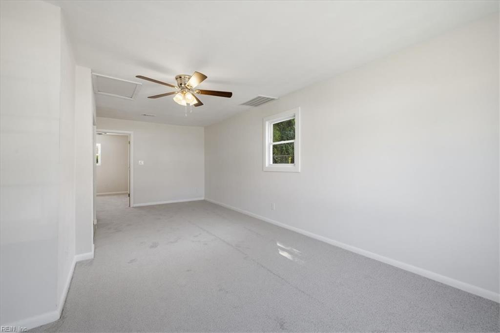 1121 Sir Gawaine Dr Property Photo 21