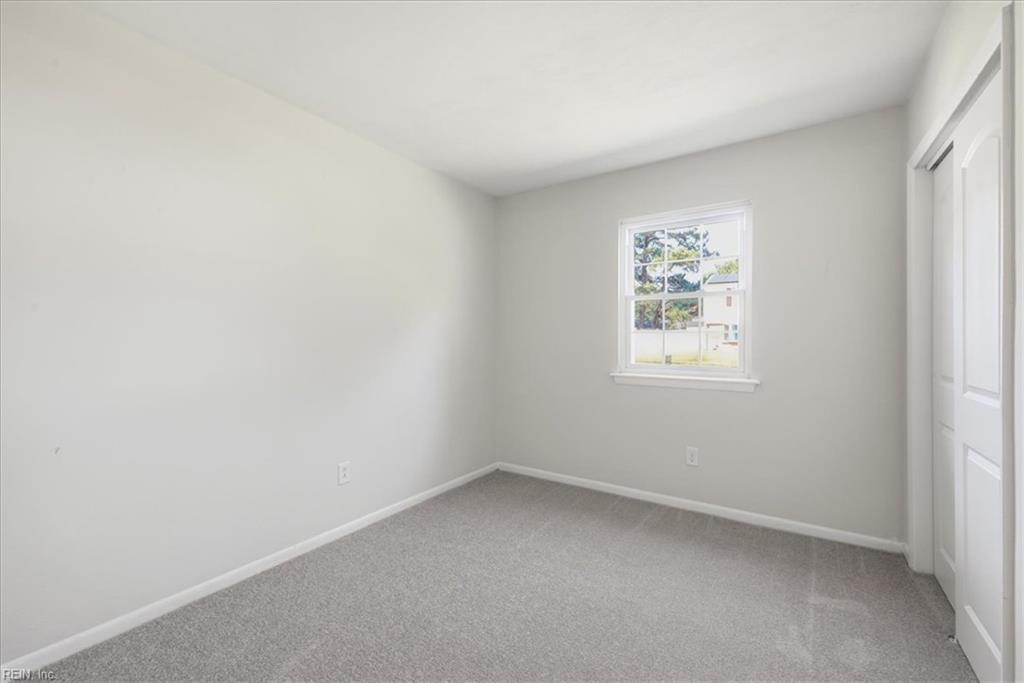 1121 Sir Gawaine Dr Property Photo 27