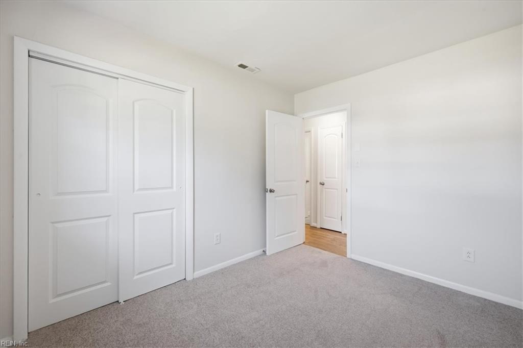 1121 Sir Gawaine Dr Property Photo 28