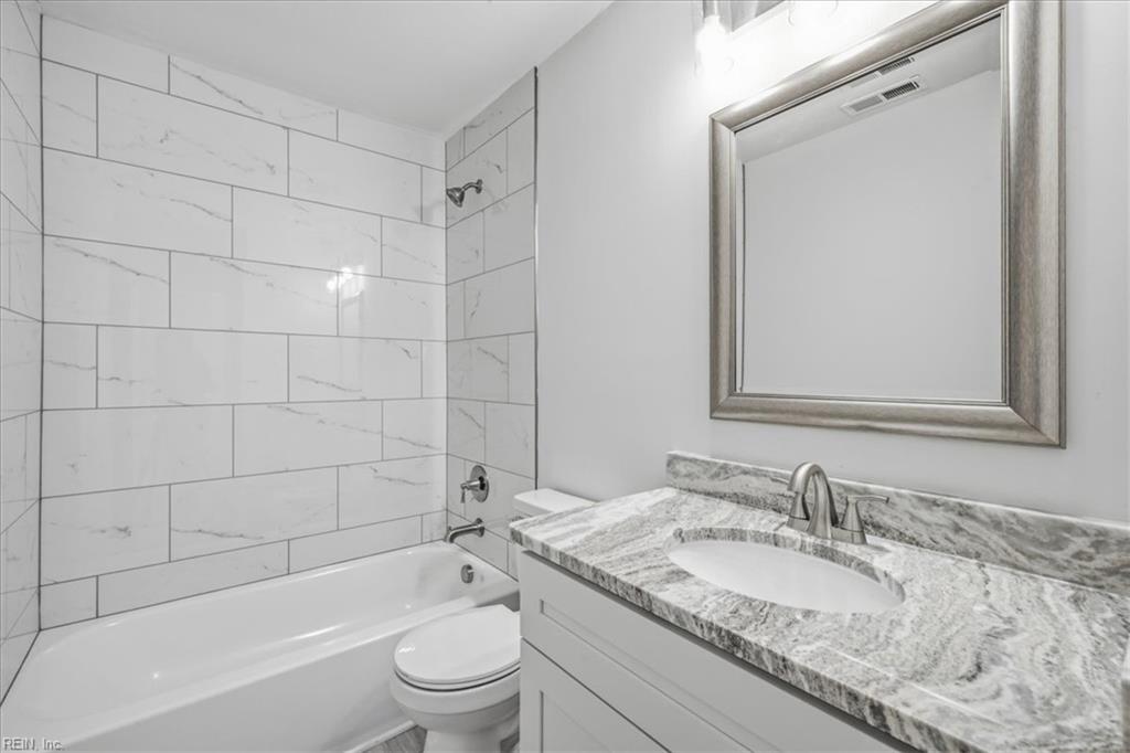 1121 Sir Gawaine Dr Property Photo 29